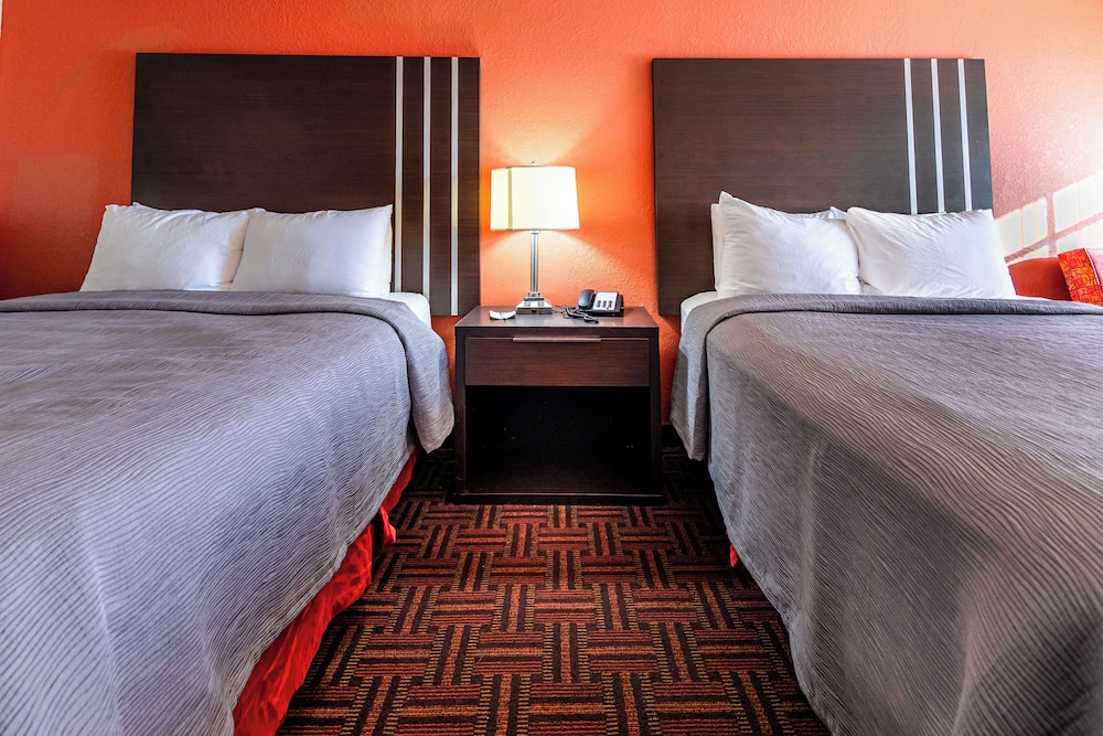 UPGRADE, 2 QUEEN BEDS, ACCESSIBLE