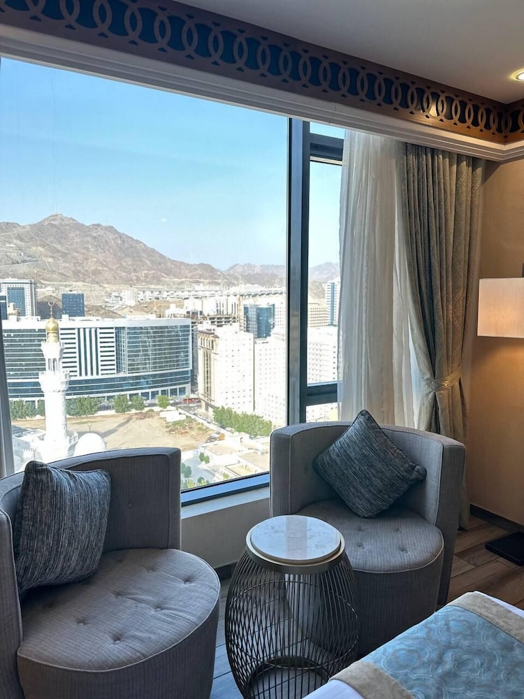 فيوليت(Violet Al Azizia Hotel) 34/50