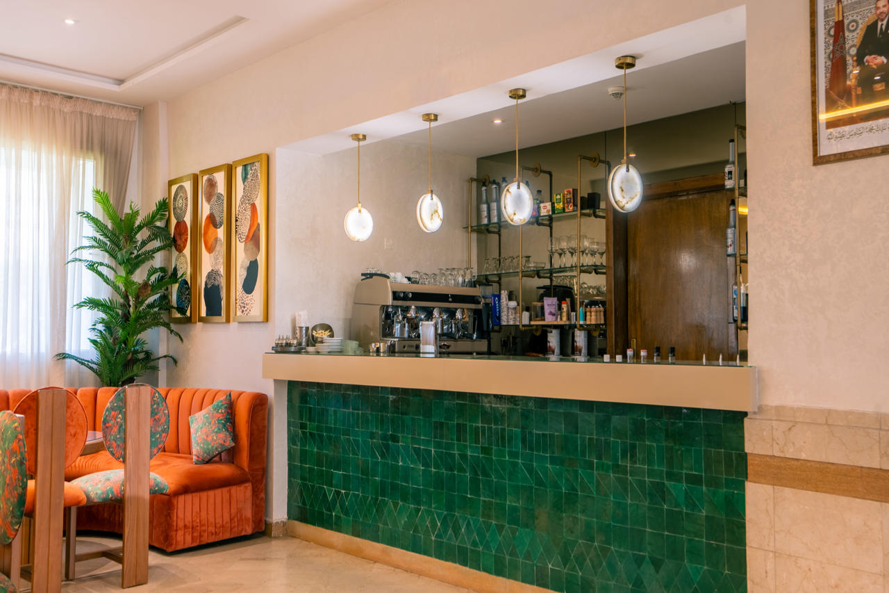 Intouriste Hotel & Suites 8/72