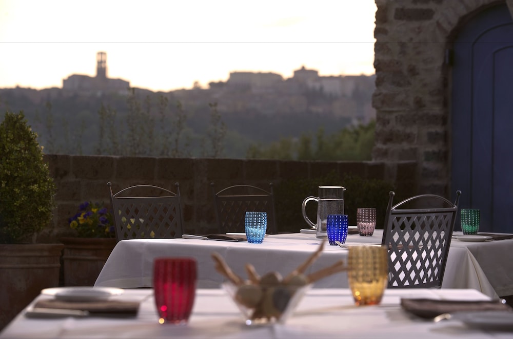 Castello di Monterone 52/64