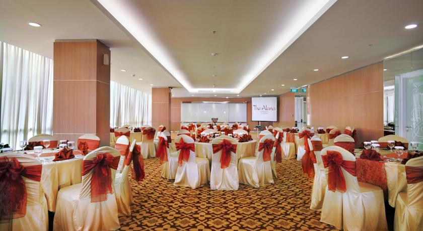 THE ALANA SURABAYA 42/50