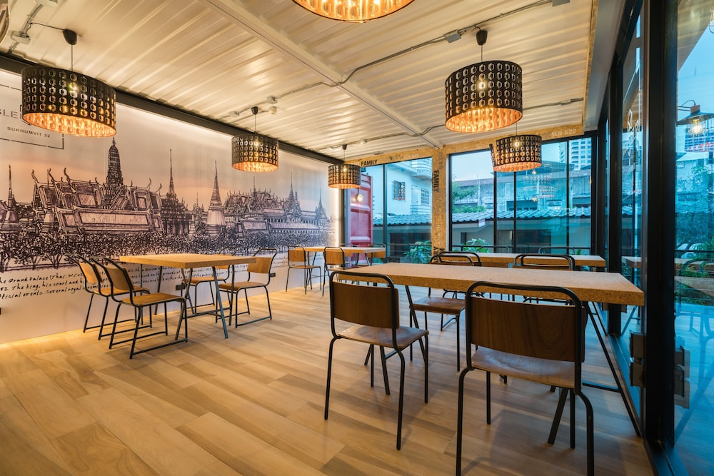 Sleepbox Sukhumvit 22 56/62