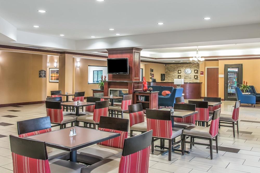 Comfort Suites South Bend Near Casino 28/33