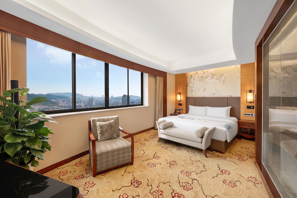 PRESTIGE, SUITE