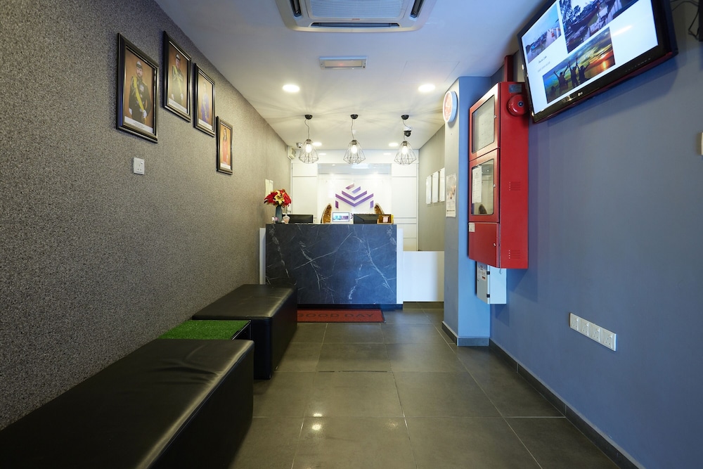 Elite Hotel Muar 7/50