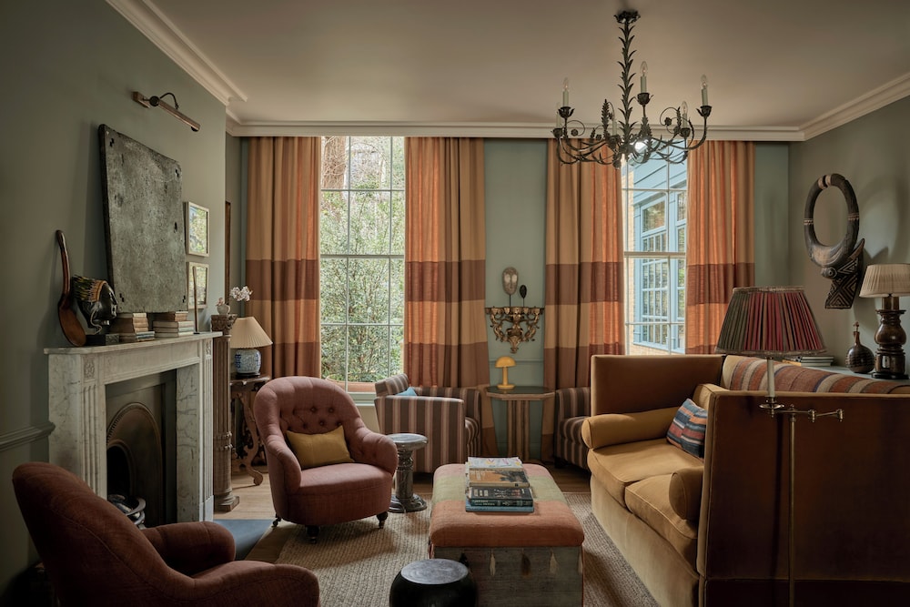GRANGE WHITE HALL HOTEL 26/49