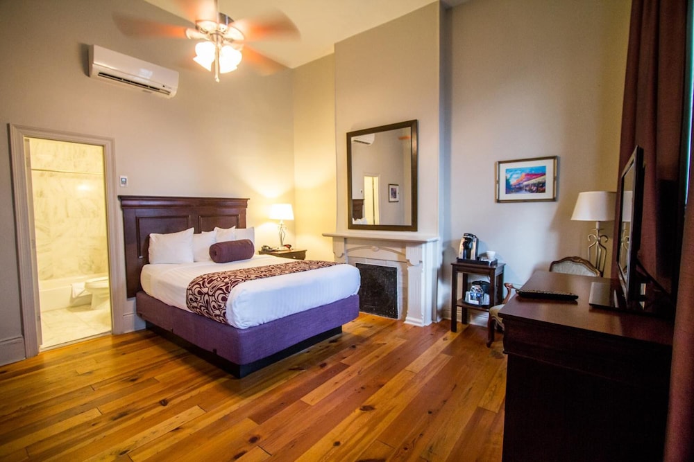 Inn On St Ann 9/34