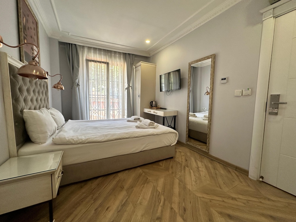 Good Night Hotel Istanbul 28/57