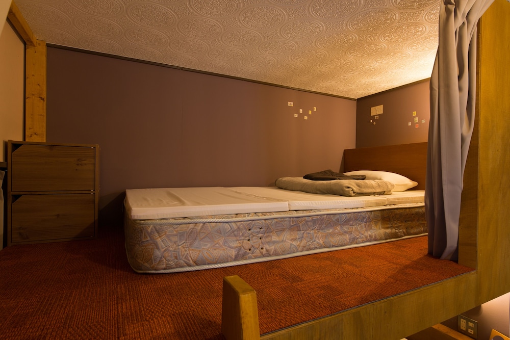 Little Barrel Guest House - Hostel 27/81
