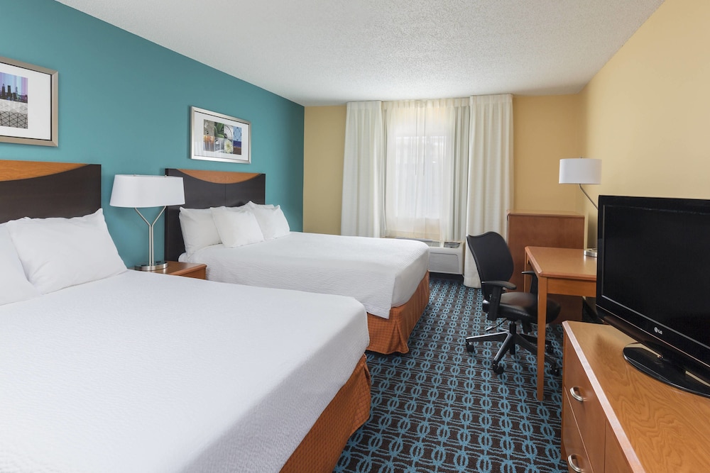 Fairfield Inn Lubbock 11/38