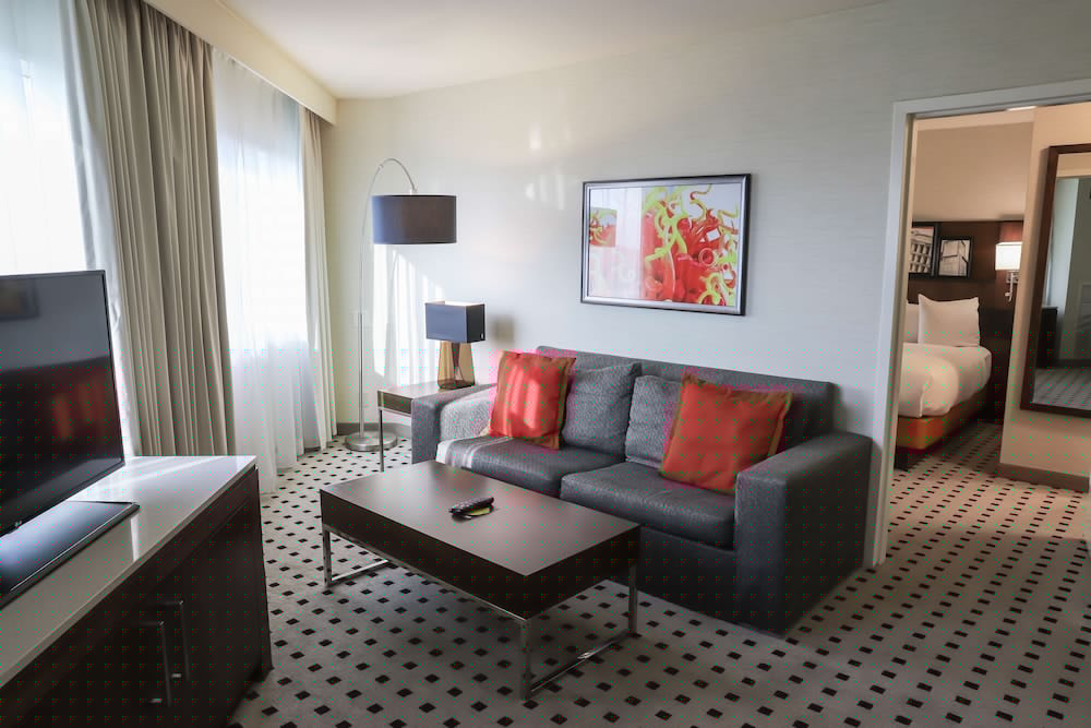 Radisson Plaza Hotel at Kalamazoo Center 47/66