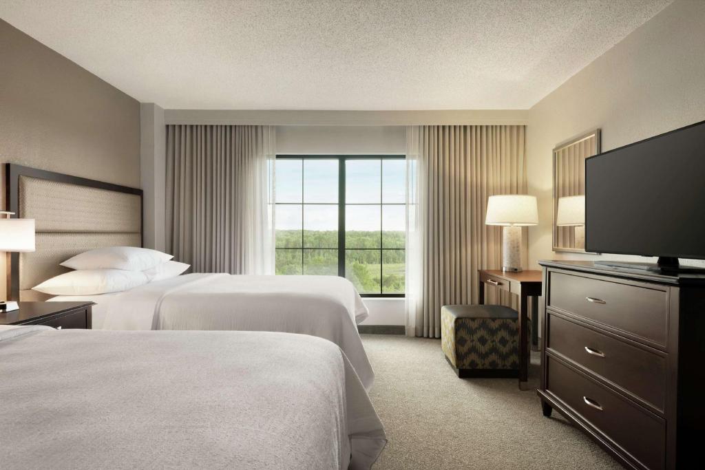 2 ROOMS, SUITE, 2 QUEEN BEDS, ACCESSIBLE