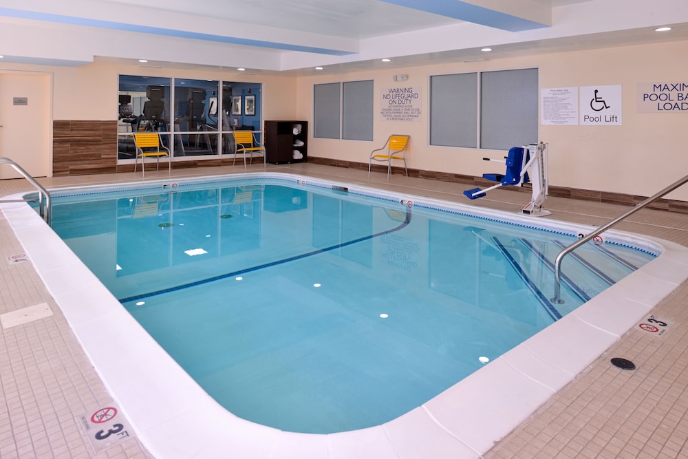 Fairfield Inn By Marriott Louisville North 8/58