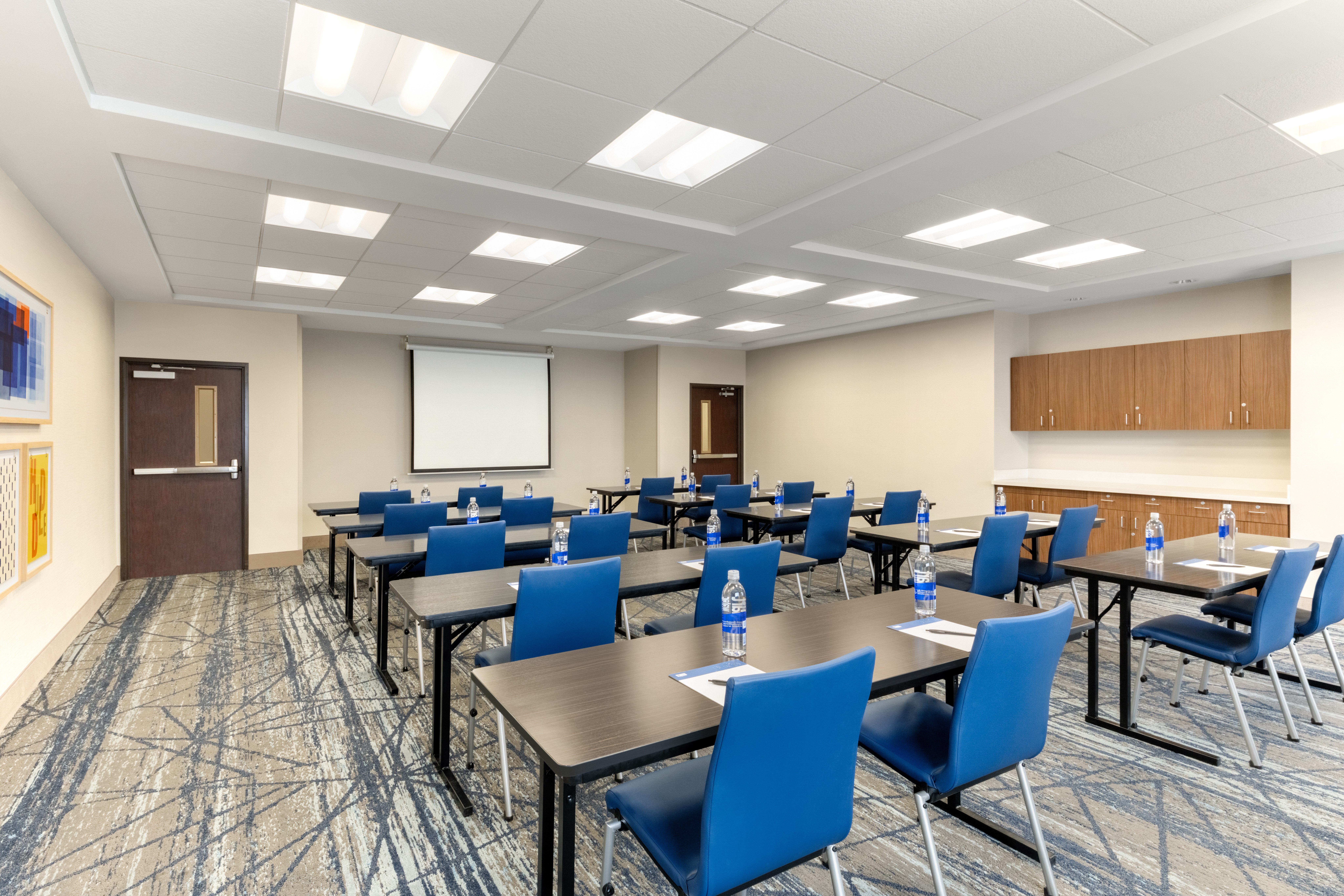 Holiday Inn Express Hotel And Suites Eugene Downtown University 56/70