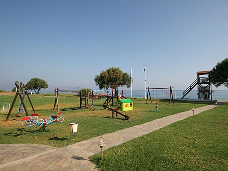 Geraniotis Hotel and Resort 46/49