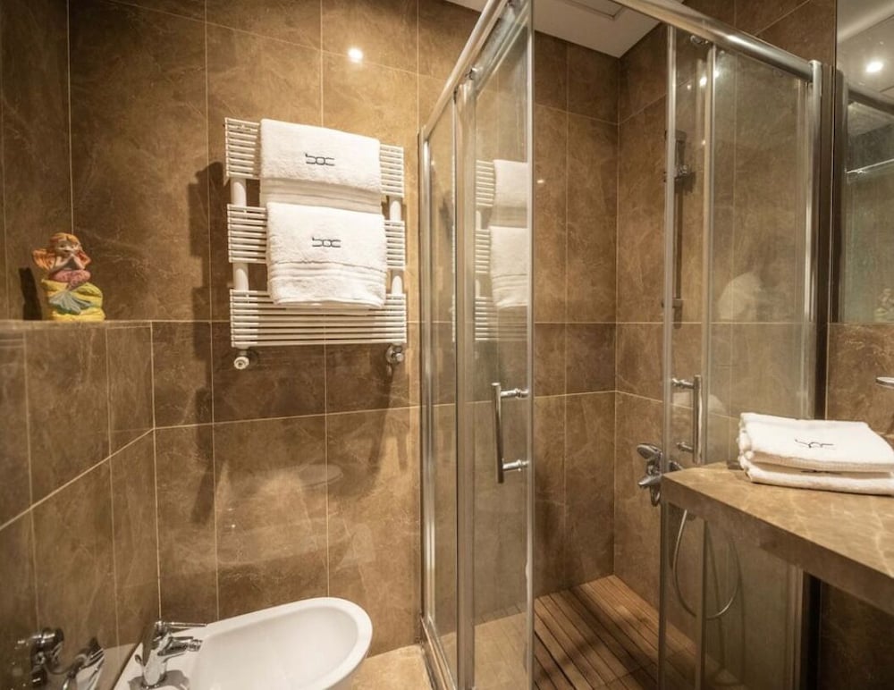 Monot Suites Beirut 42/50