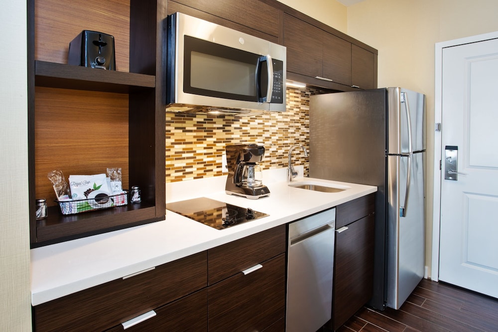 TownePlace Suites Detroit Belleville 5/50