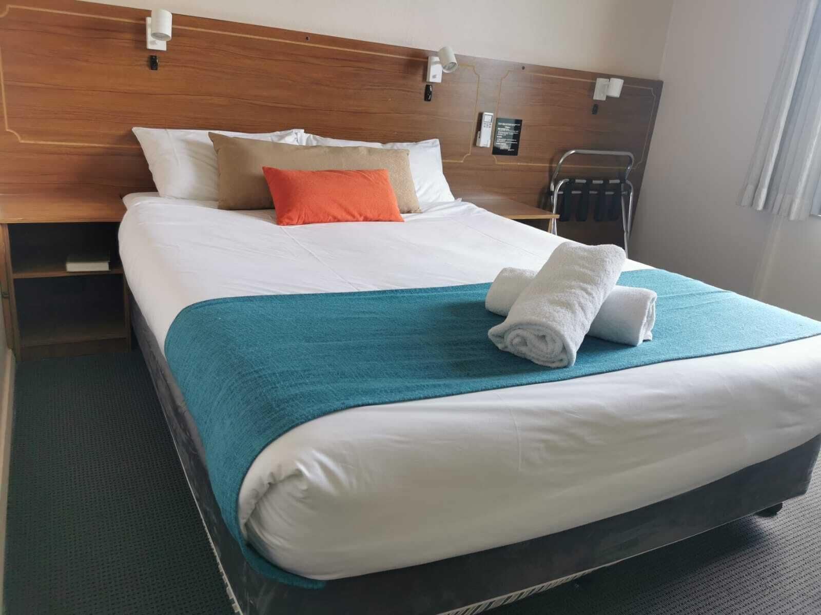 1 Bedroom, Deluxe, Single, Double Bed, Hill View، Garden Motor Inn 4/6