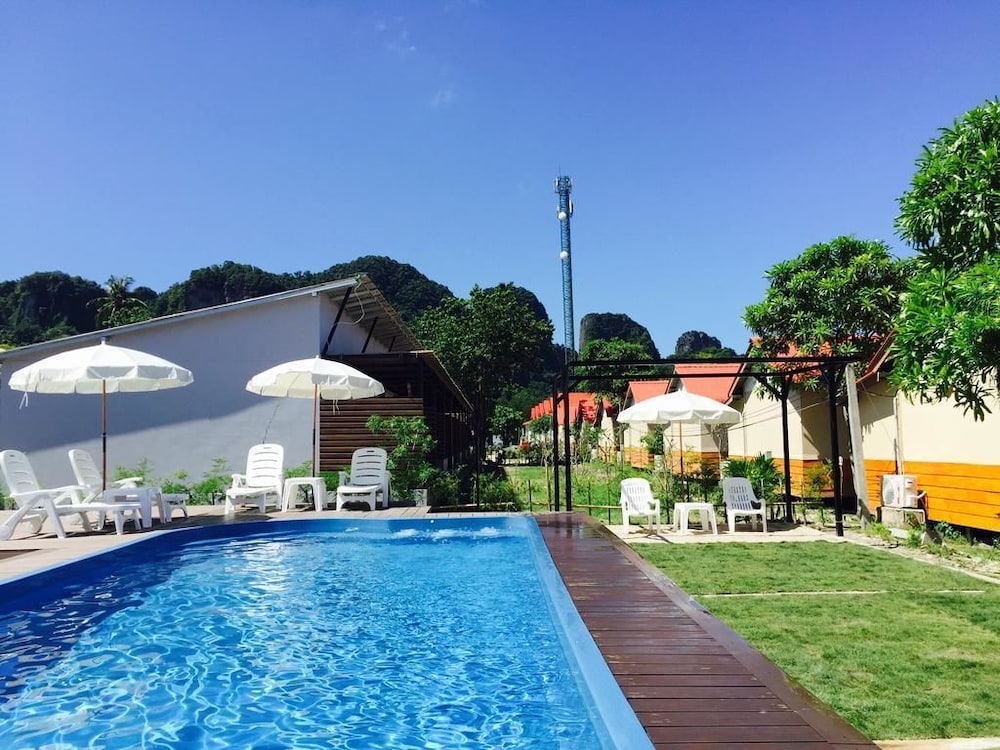 The Hip Resort @ Phi Phi 3/58