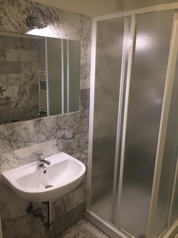 New Generation Hostel Rome Center - Adults Only 29/35