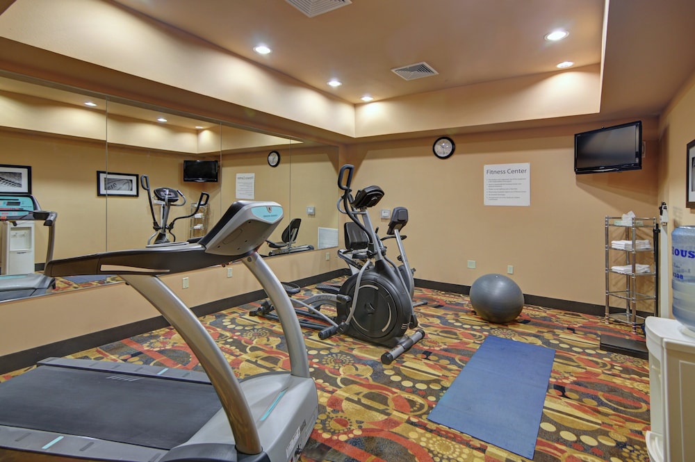 Holiday Inn Express Hotel And Suites Altus 43/69