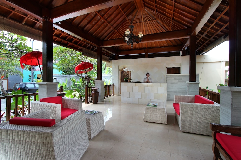 Putri Ayu Cottages 41/63
