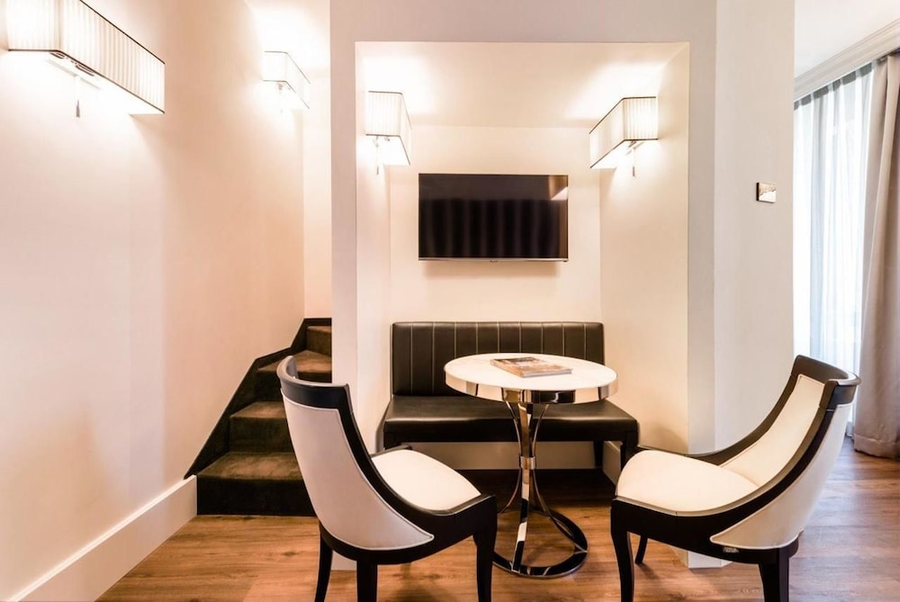 Aparthotel Verona House 42/50