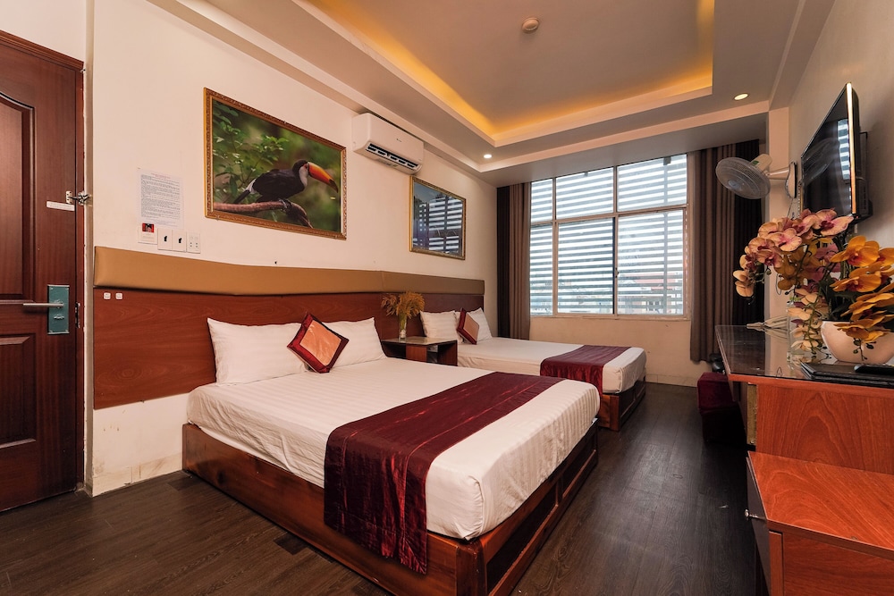Collection O Eva Hotel District 8 Near Ben Thanh Market 24/39