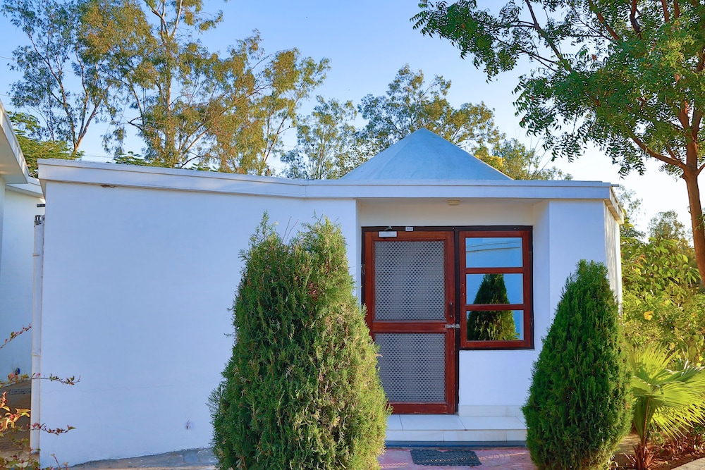 GULMOHAR SARISKA RESORT 32/45