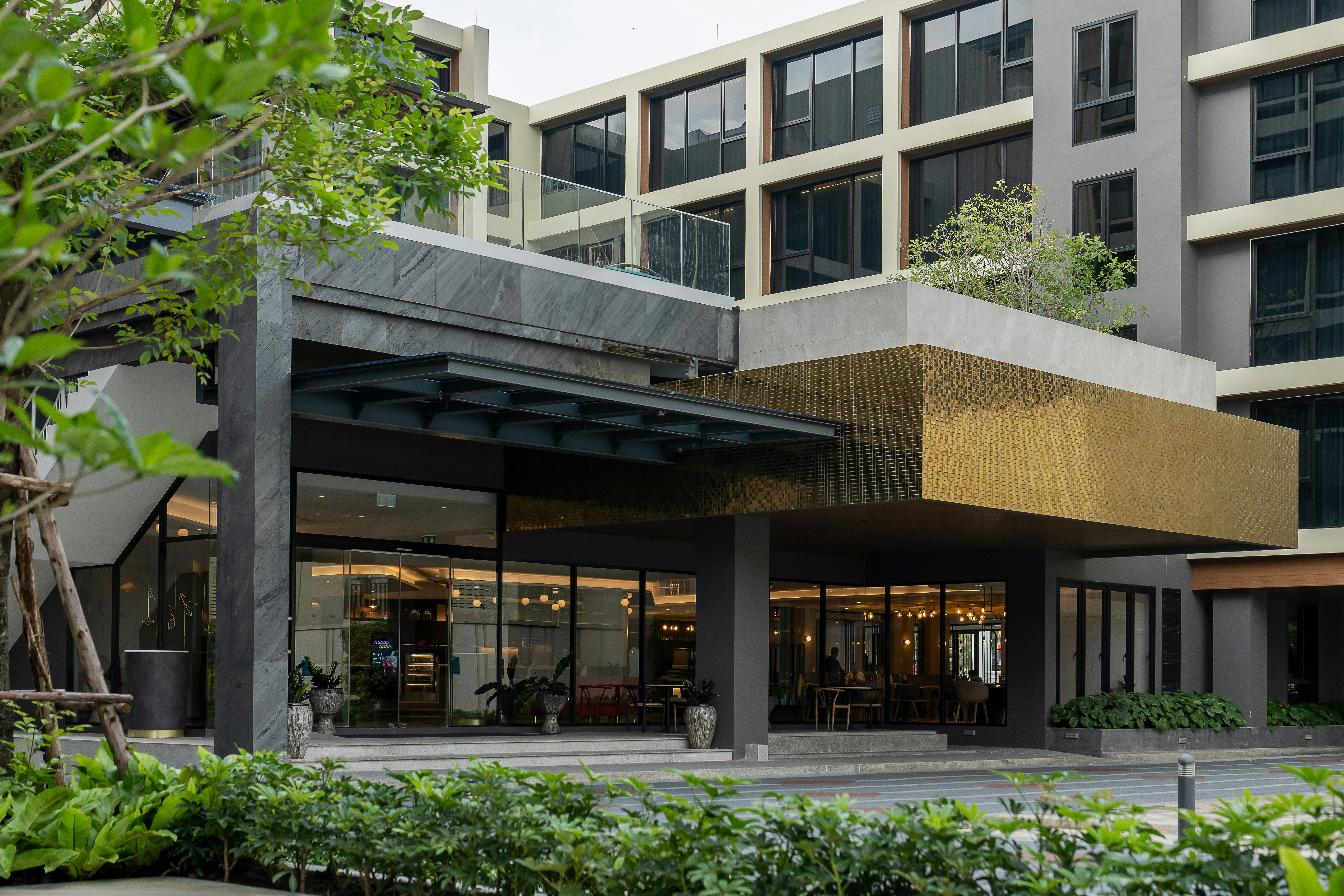 Centara Life Hotel Bangkok Phra Nakhon in BANGKOK