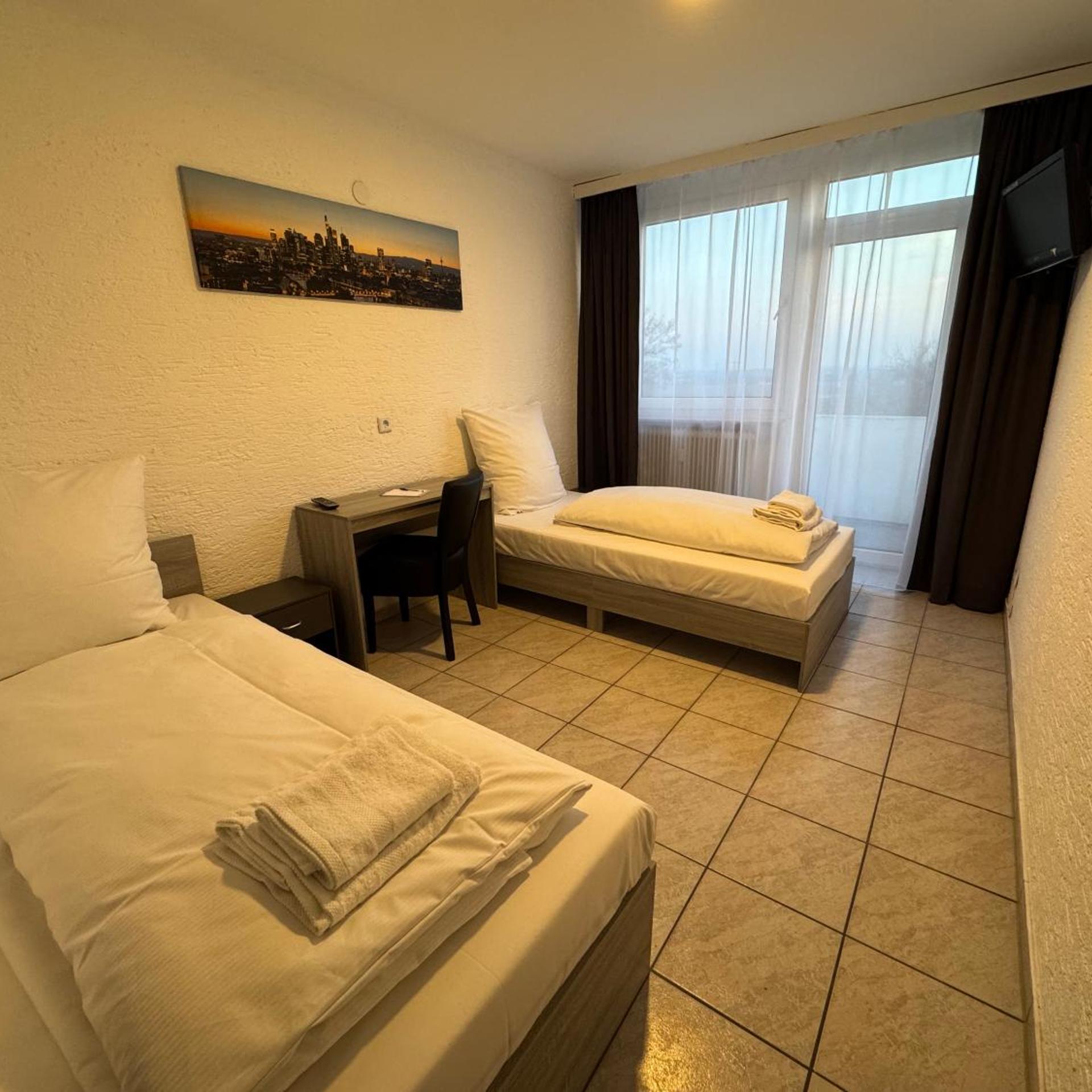 Hotel Main Taunus 9/18