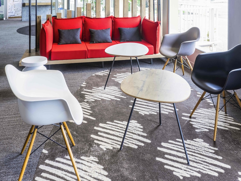 Ibis Tarbes Odos 46/64