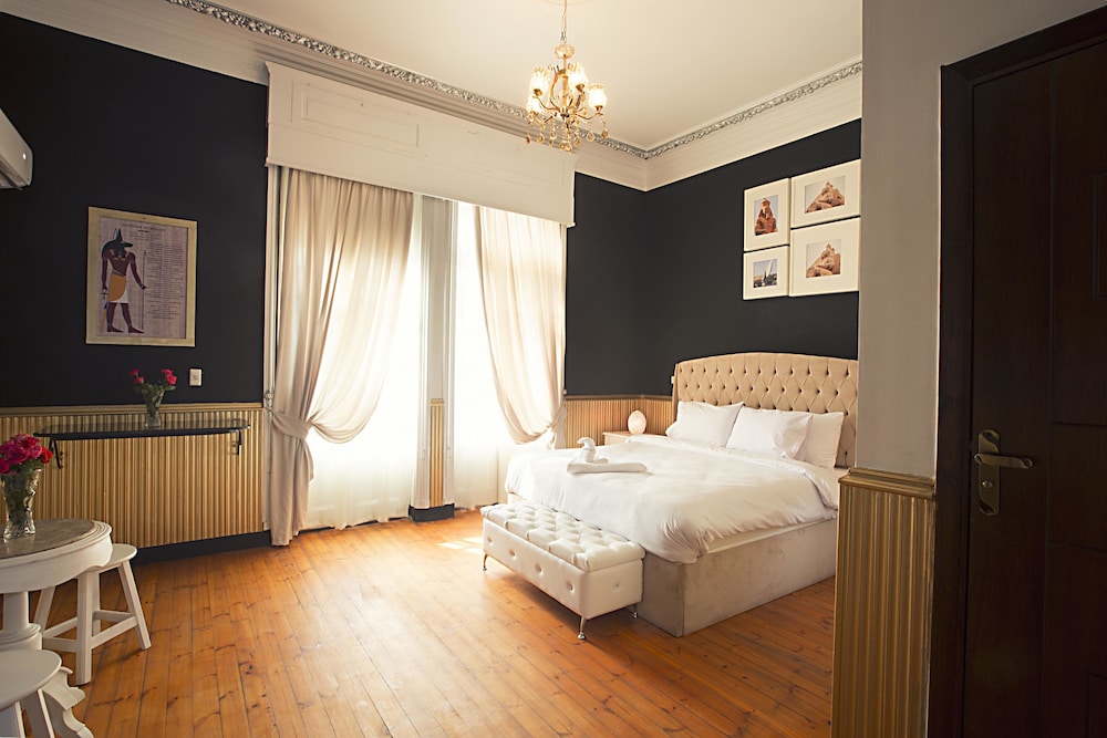 Tahrir Plaza Suites 13/57
