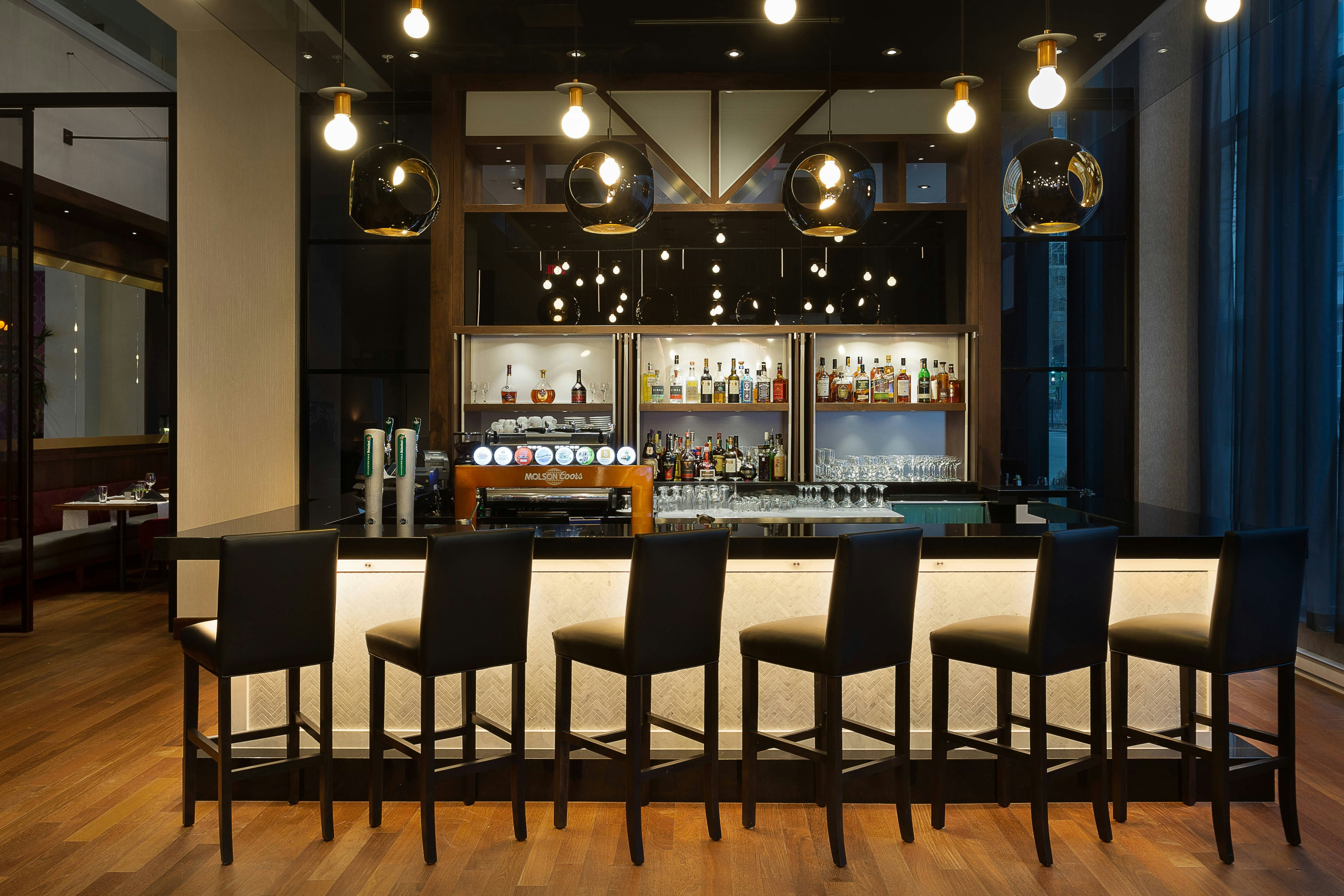 Ac Hotel By Marriott Montreal Downtown 8/21