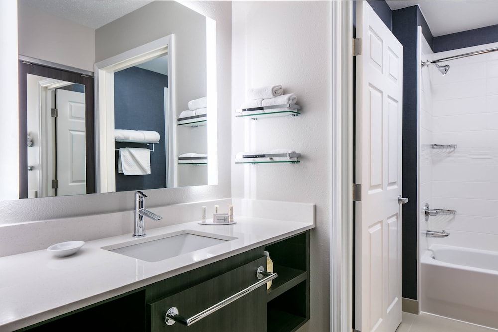 جناح بسرير مزدوج، Residence Inn Tulsa South 2/2