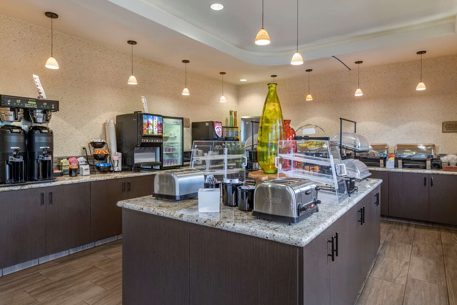 Best Western Plus Anaheim Inn 43/59