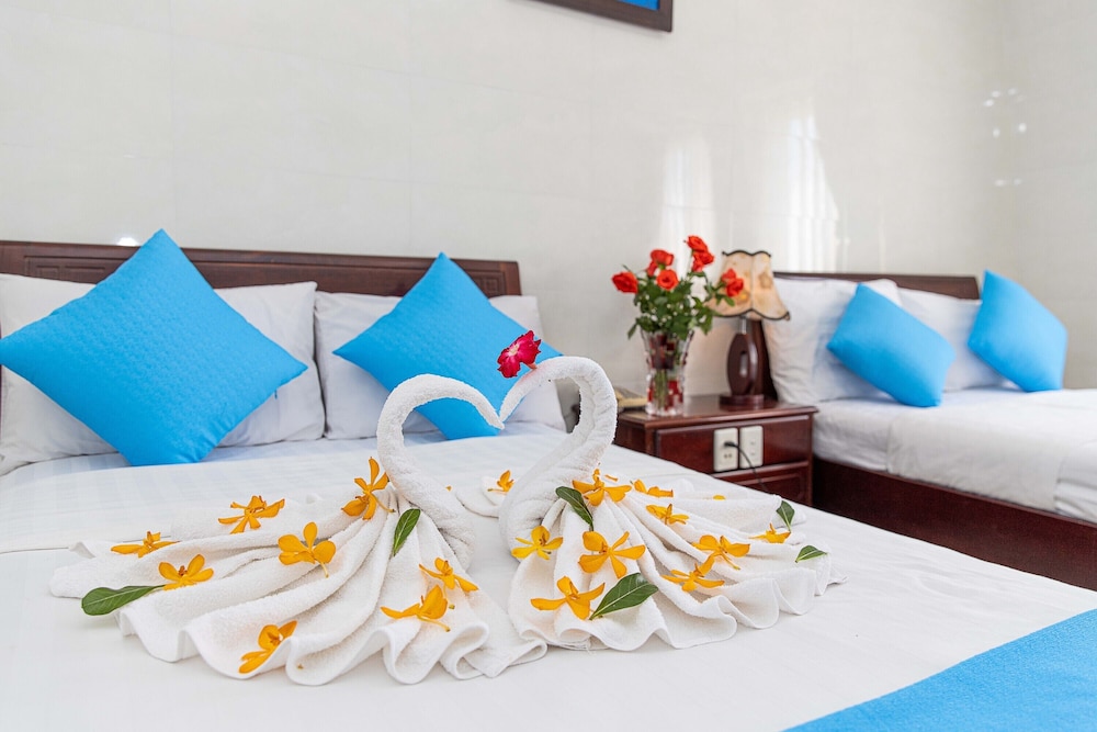 Phong Lan 2 Hotel 38/50