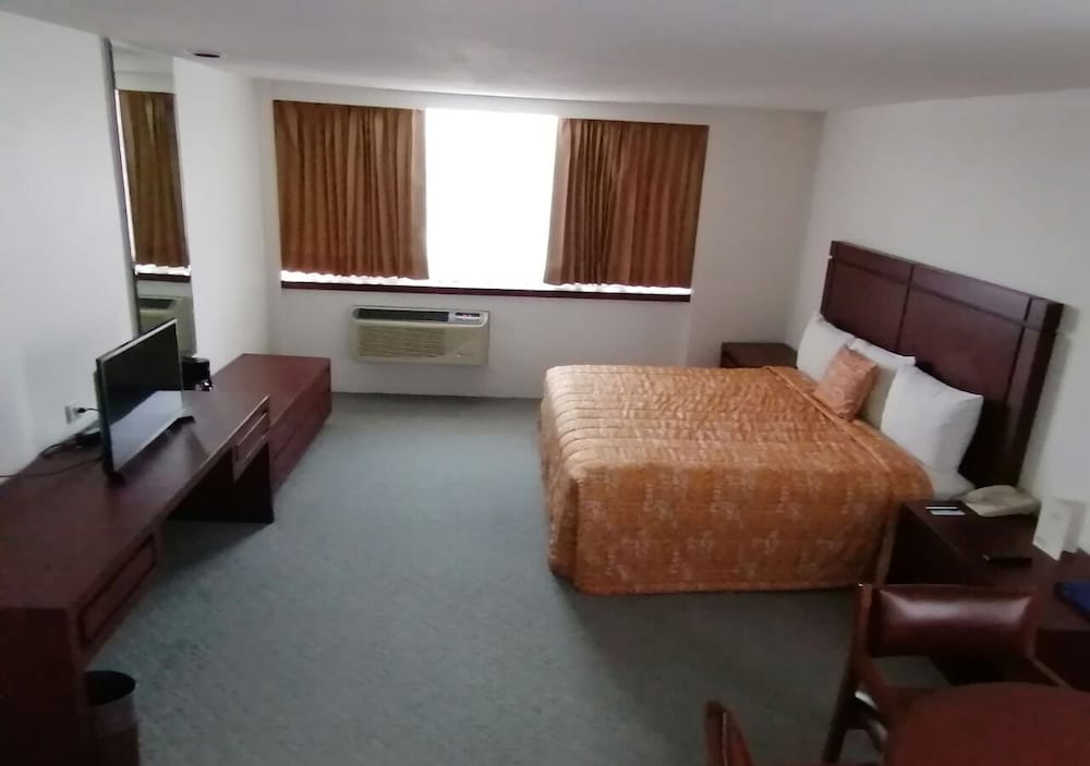 Del Prado Hotel 27/69