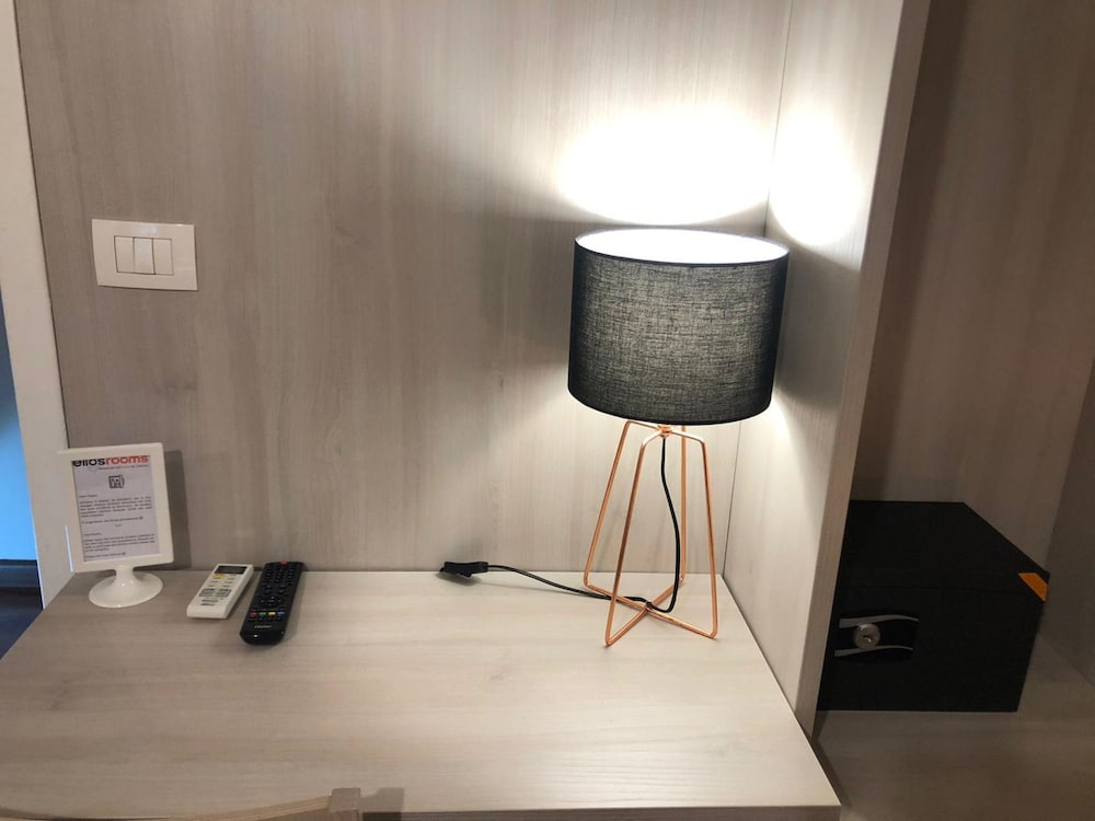 Elios Rooms 37/52