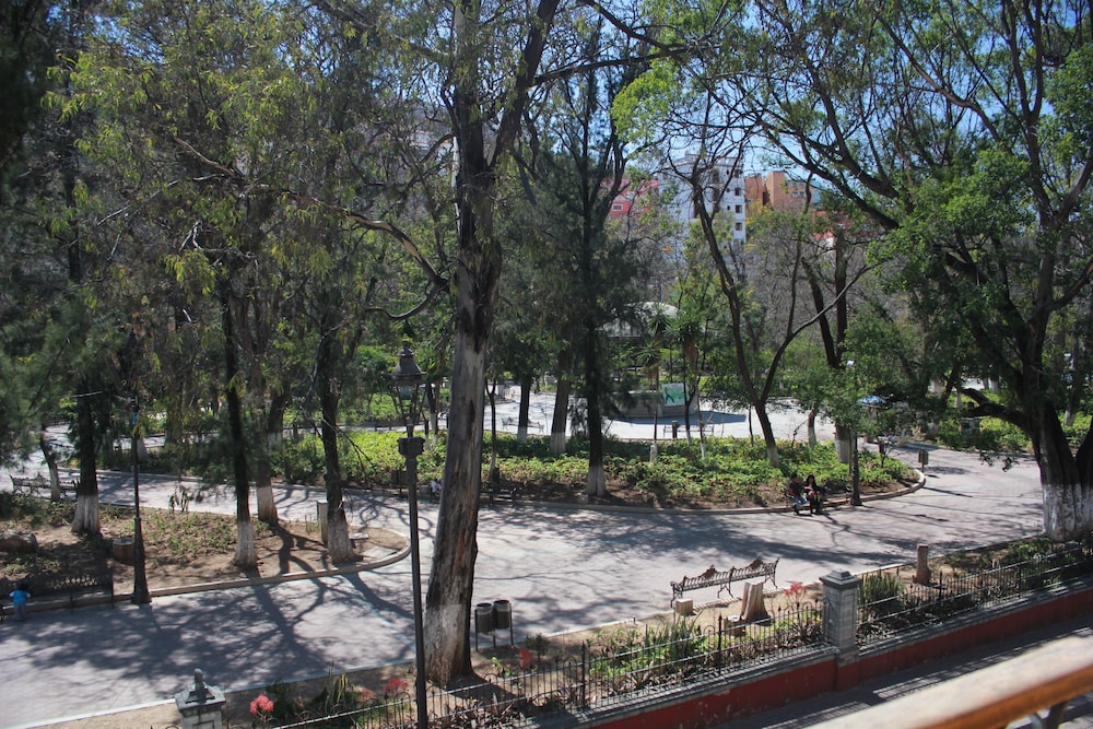 Mansion Del Cantador 53/59