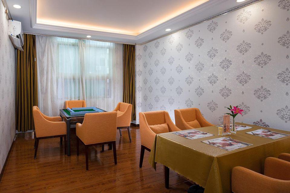 Vienna International Hotel (Shenzhen Guanlan Huanguan South Road) 36/45