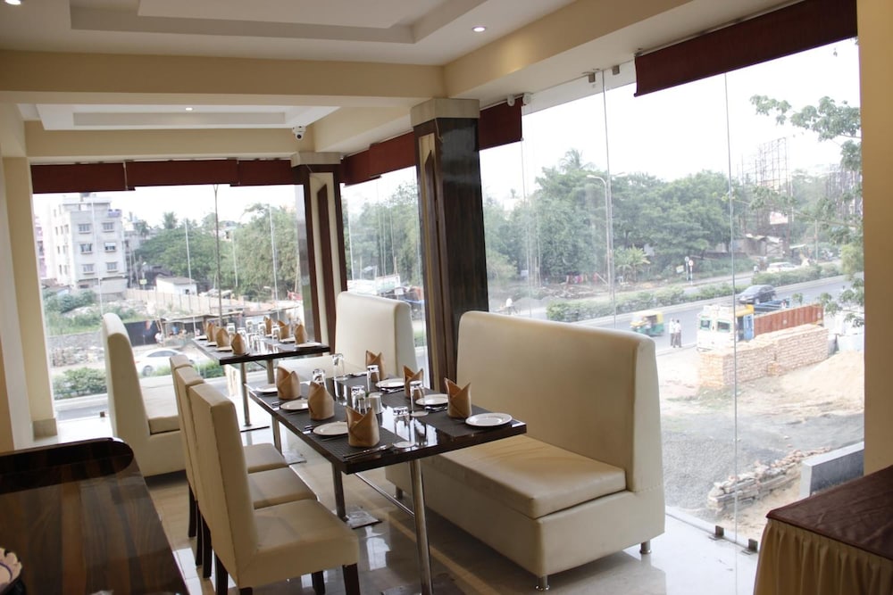 Regenta Inn Larica Ct 54/68