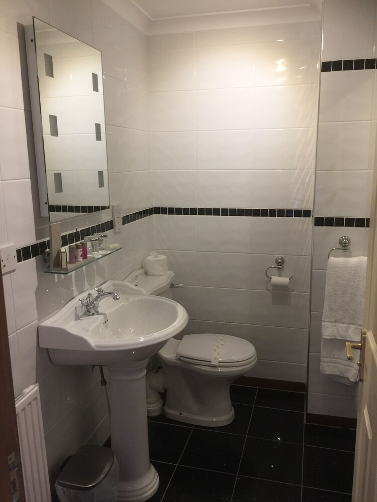 Glenspean Lodge Hotel(formerly BEST WESTERN GLENSPEAN LODGE - HIGHLANDS) 13/77
