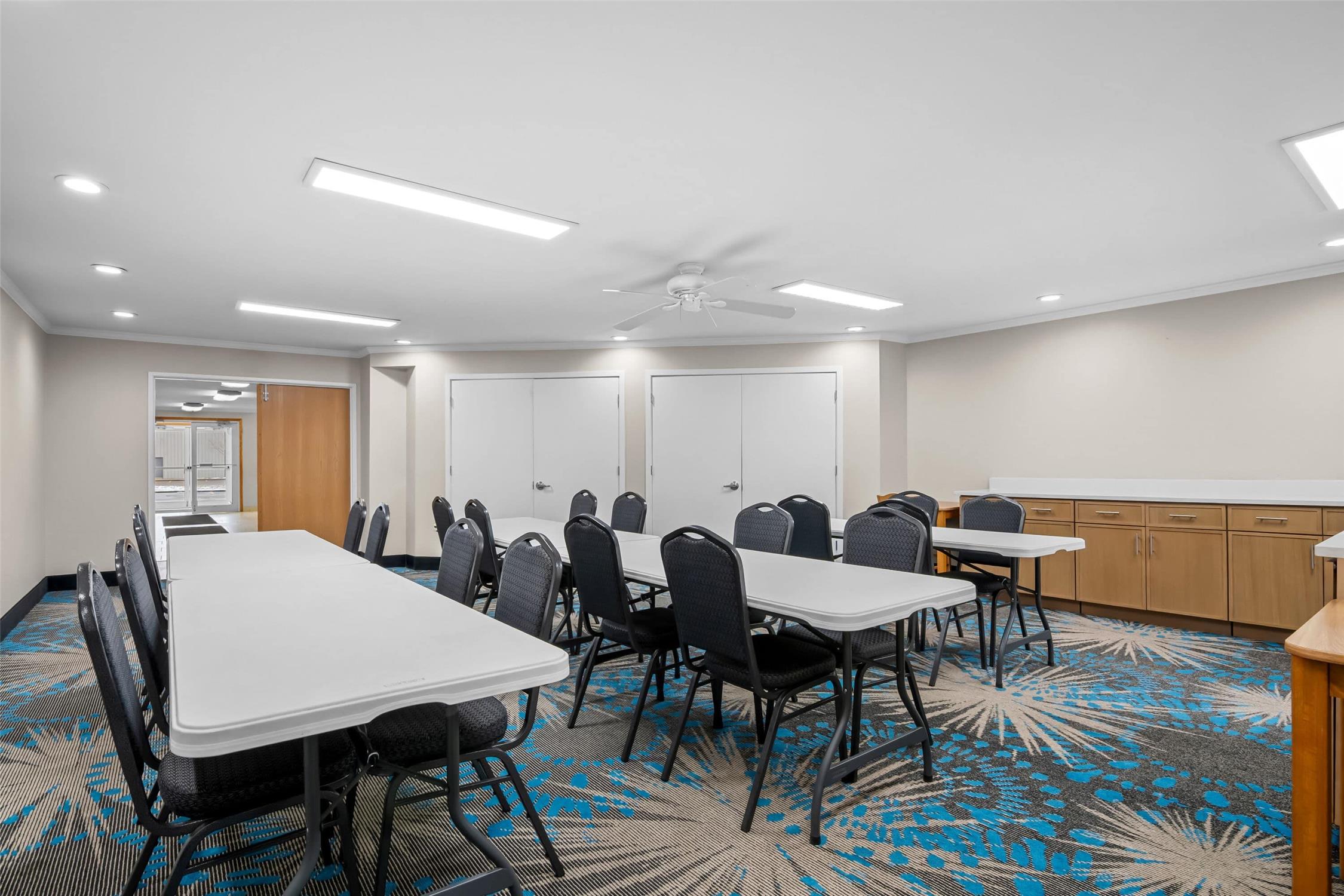 Days Inn by Wyndham Imlay City 37/48