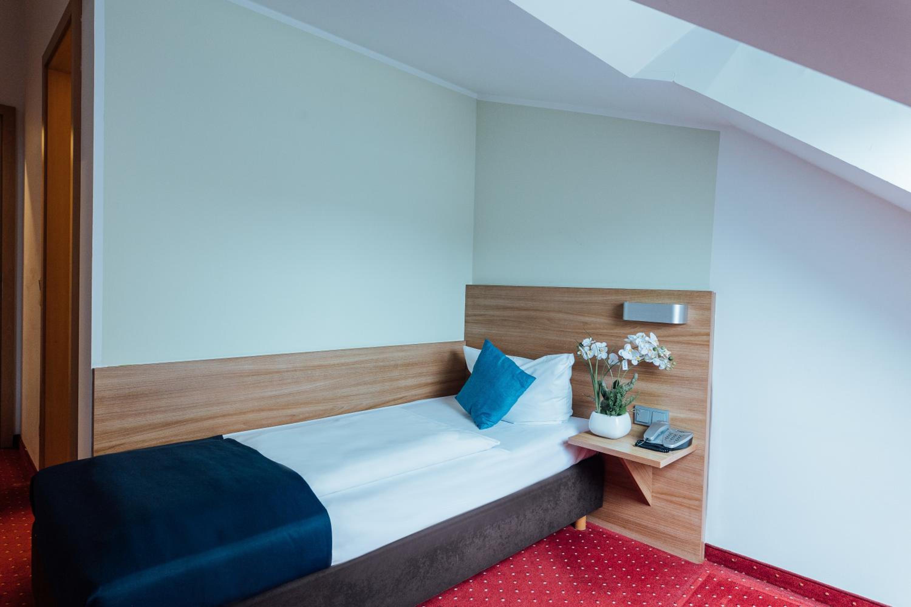 غرفة مفردة، Hotel Andra 2/14