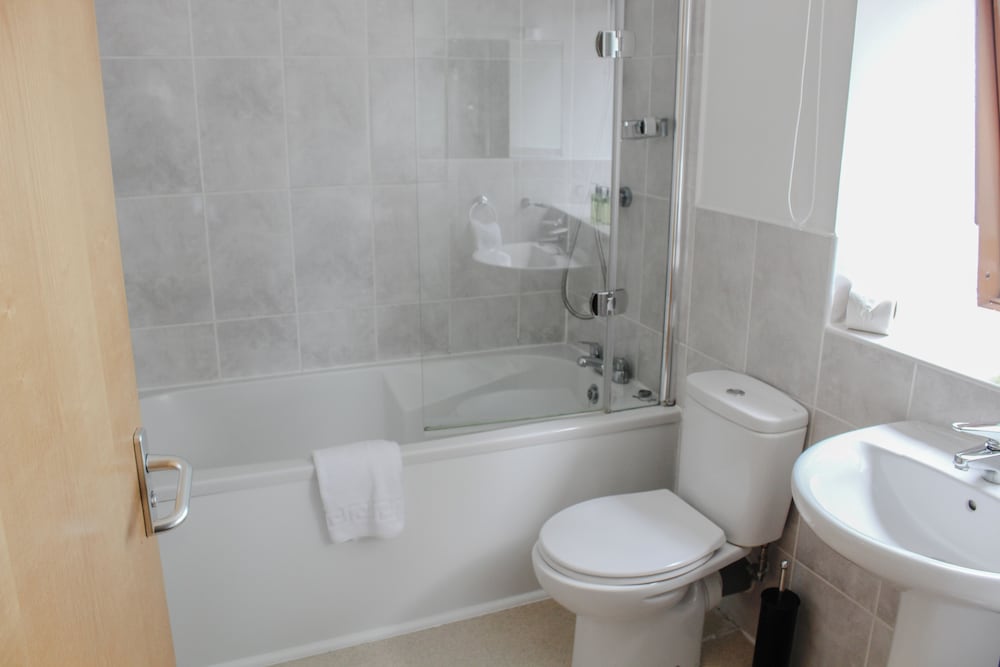 Craigmonie Hotel Inverness by Compass Hospitality 78/79