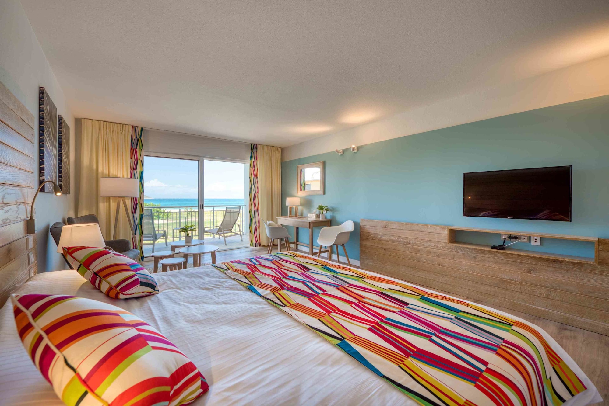 Ocean, Premium, Junior Suite, King Bed, Sofa, Kitchen، La Playa Orient Bay 3/3