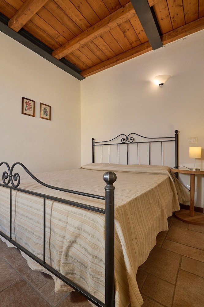 Poggio all Agnello Sport and Active Holidays 25/50