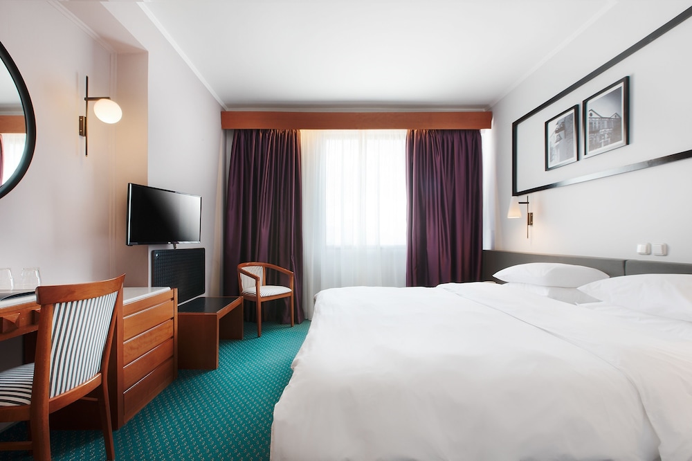 Hotel Z Palace and Congress Center 10/50