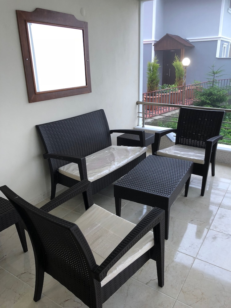 Zarha Mountain Resort 64/72